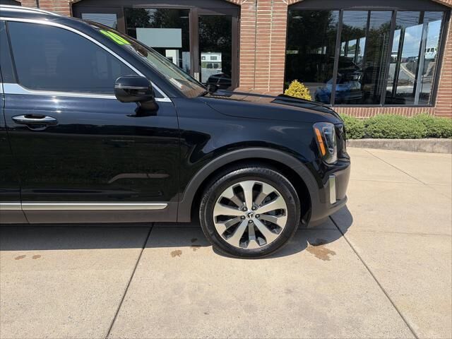2020 Kia Telluride S — photo 1 of 13