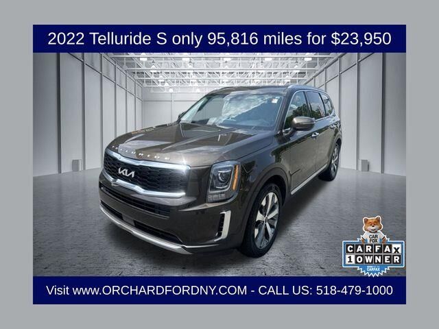 2022 Kia Telluride S — photo 1 of 25