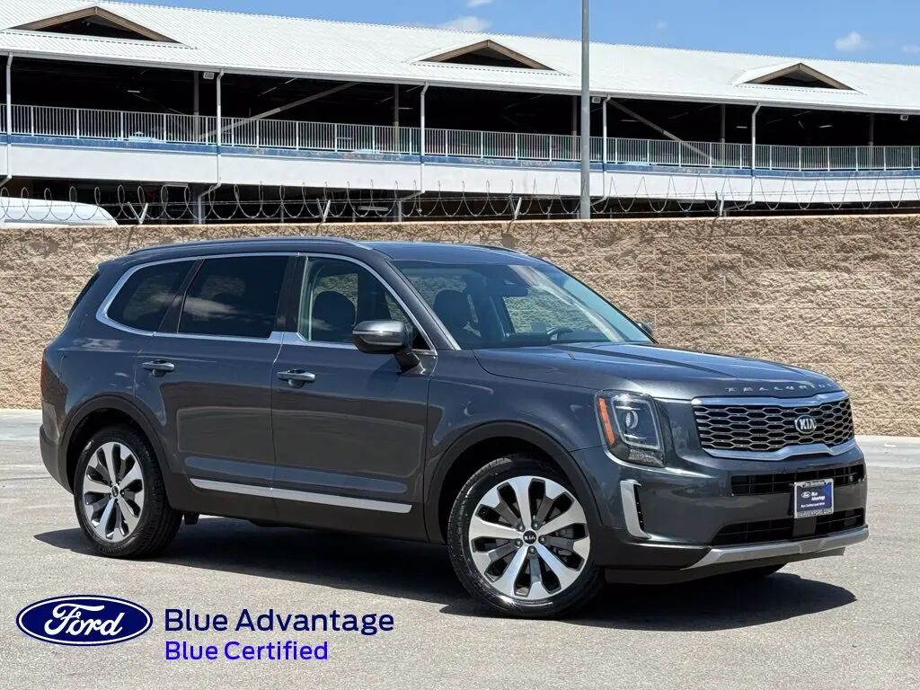 2021 Kia Telluride S — photo 1 of 13