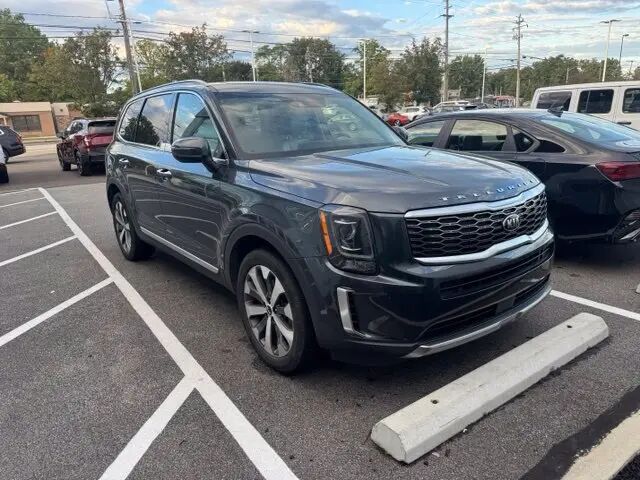2021 Kia Telluride S — photo 1 of 13