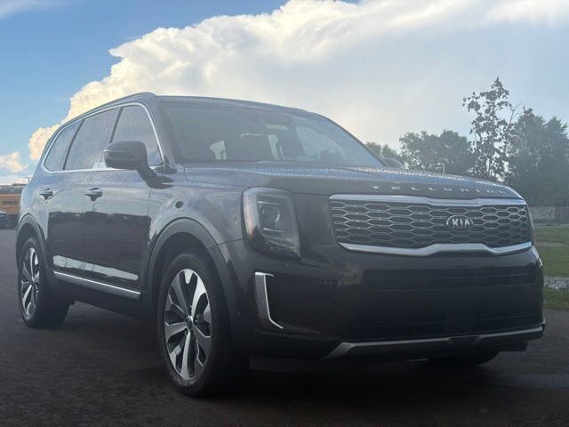 2020 Kia Telluride S — photo 1 of 1