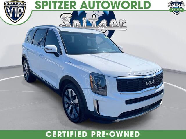 2022 Kia Telluride S — photo 1 of 12