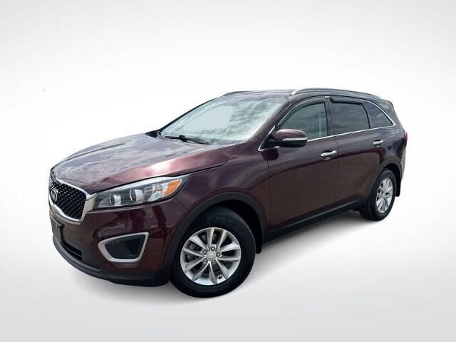 2017 Kia Sorento L — photo 1 of 13