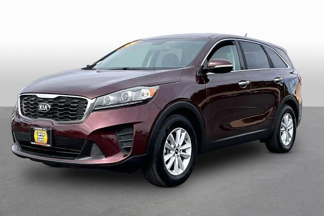 2019 Kia Sorento LX — photo 1 of 13