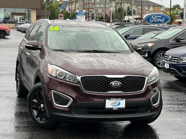 2016 Kia Sorento L — photo 1 of 13