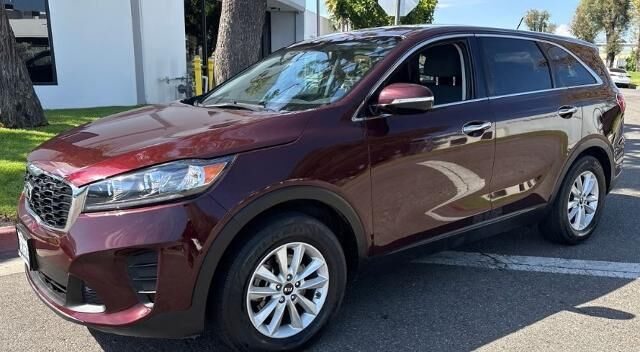 2019 Kia Sorento L — photo 1 of 10