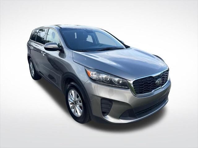 2019 Kia Sorento S V6 — photo 1 of 13