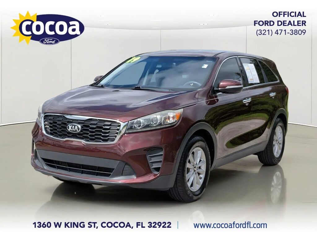 2019 Kia Sorento LX V6 — photo 1 of 13
