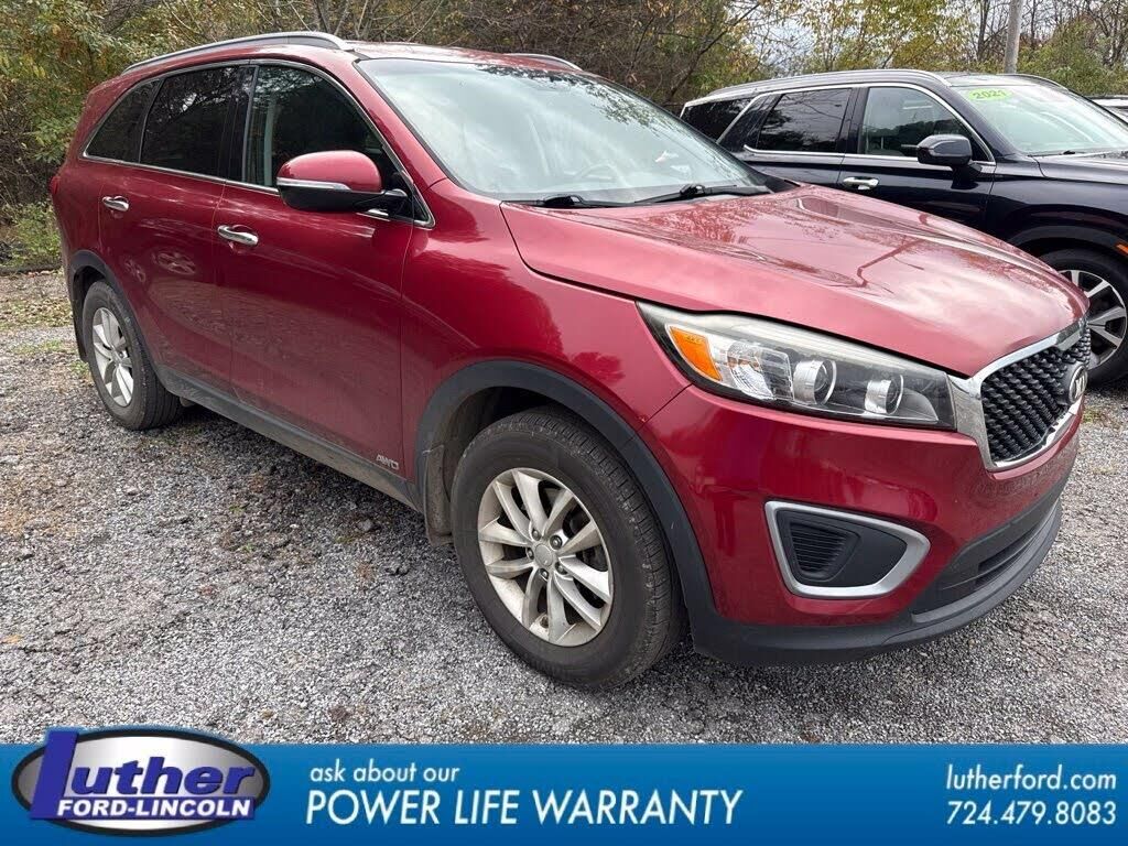 2016 Kia Sorento LX — photo 1 of 1