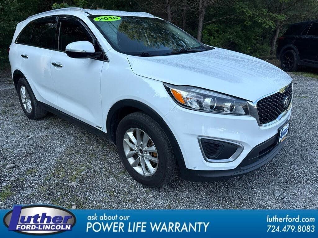 2016 Kia Sorento LX — photo 1 of 1