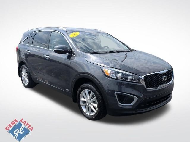 2017 Kia Sorento LX — photo 1 of 26