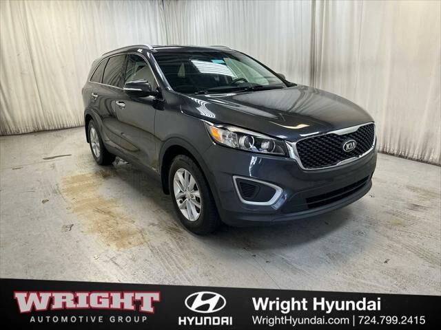 2018 Kia Sorento LX — photo 1 of 13