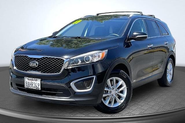 2017 Kia Sorento LX