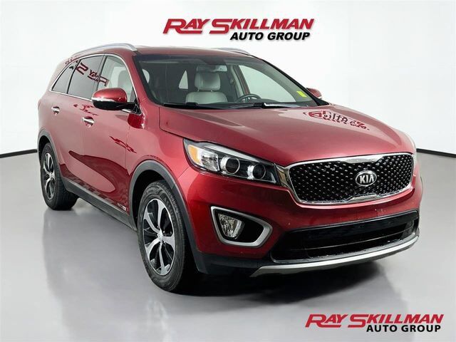 2017 Kia Sorento EX V6 — photo 1 of 13