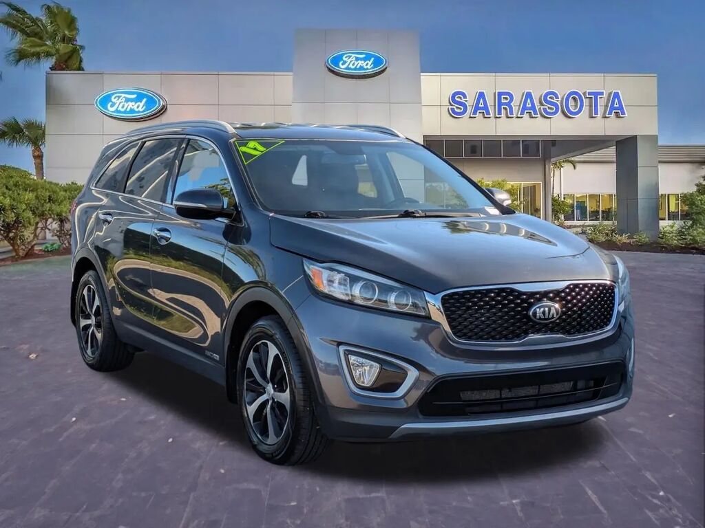 2017 Kia Sorento EX V6 — photo 1 of 26