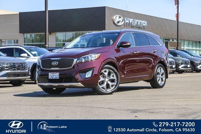 2017 Kia Sorento SX Limited V6 — photo 1 of 35