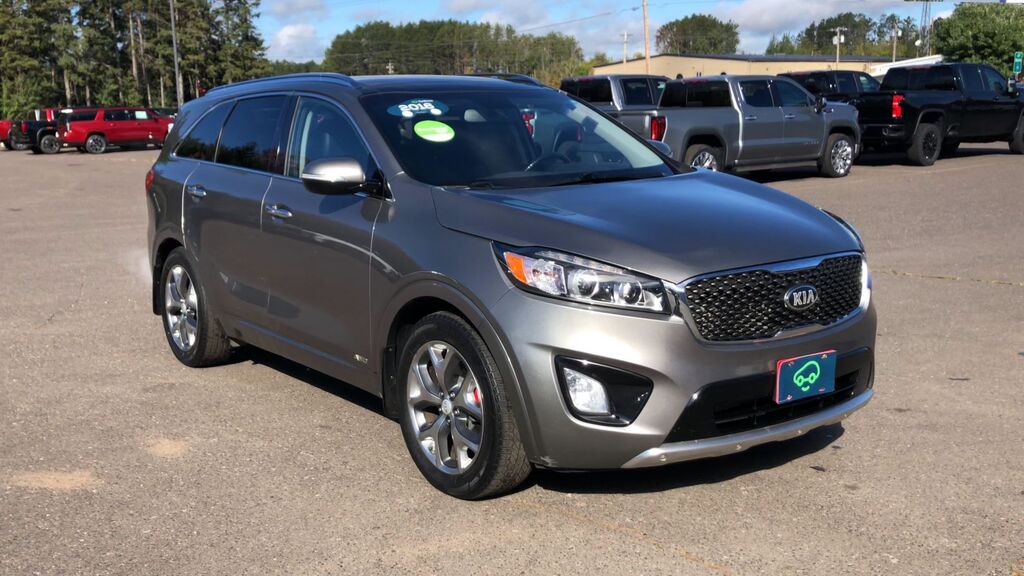2016 Kia Sorento 3.3L SX — photo 1 of 7