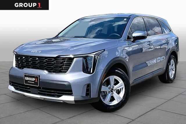 2025 Kia Sorento LX