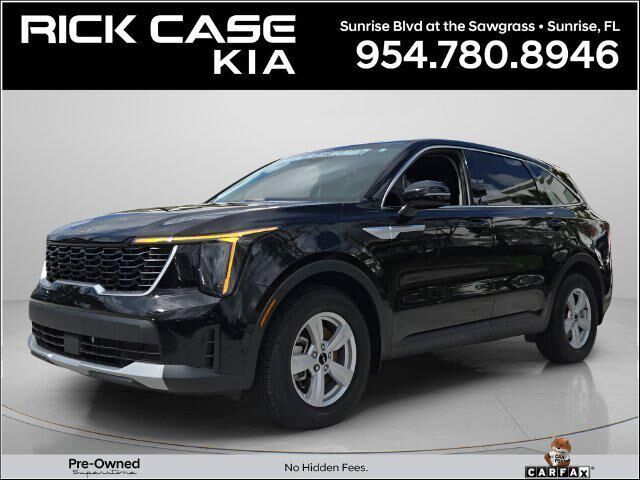 2026 Kia Sorento LX — photo 1 of 13