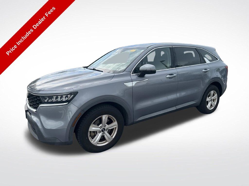 2021 Kia Sorento LX — photo 1 of 13