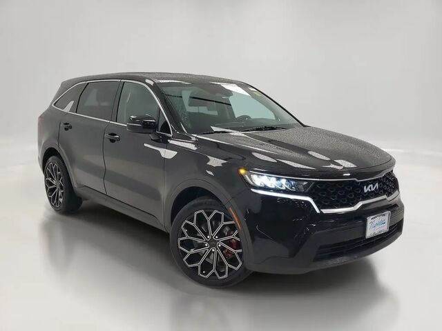2022 Kia Sorento LX