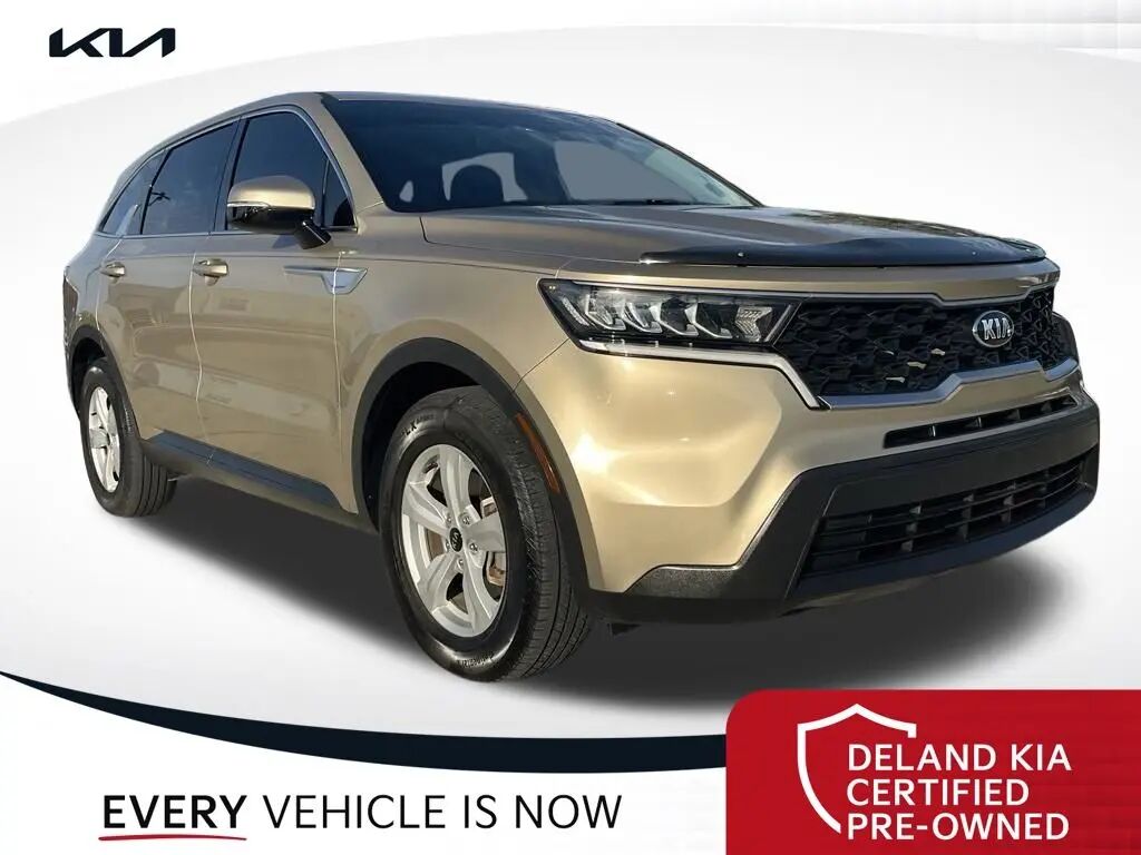 2021 Kia Sorento LX — photo 1 of 13