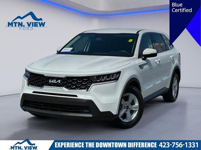 2023 Kia Sorento LX