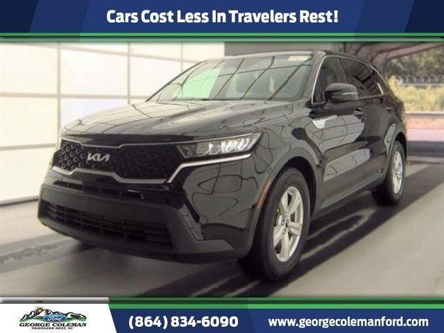 2023 Kia Sorento LX — photo 1 of 7