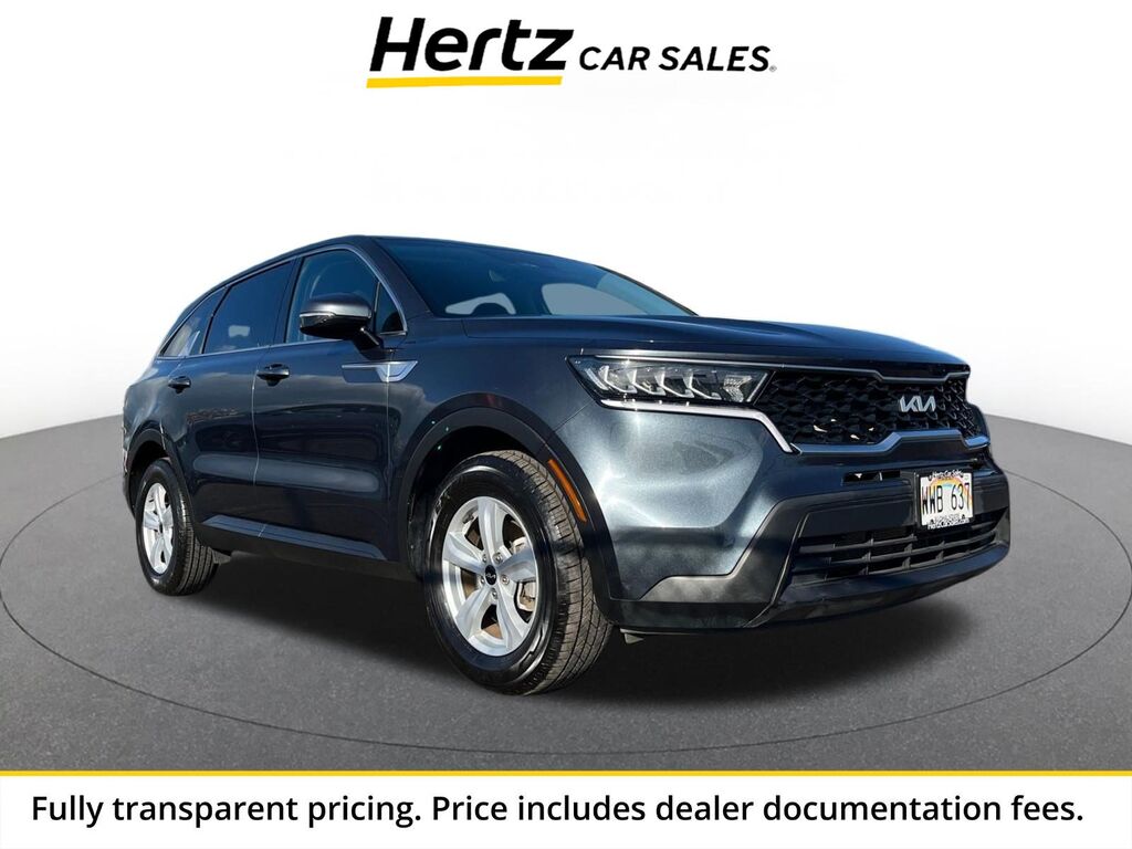 2023 Kia Sorento LX — photo 1 of 13