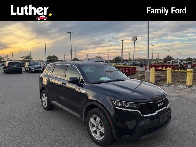 2023 Kia Sorento LX