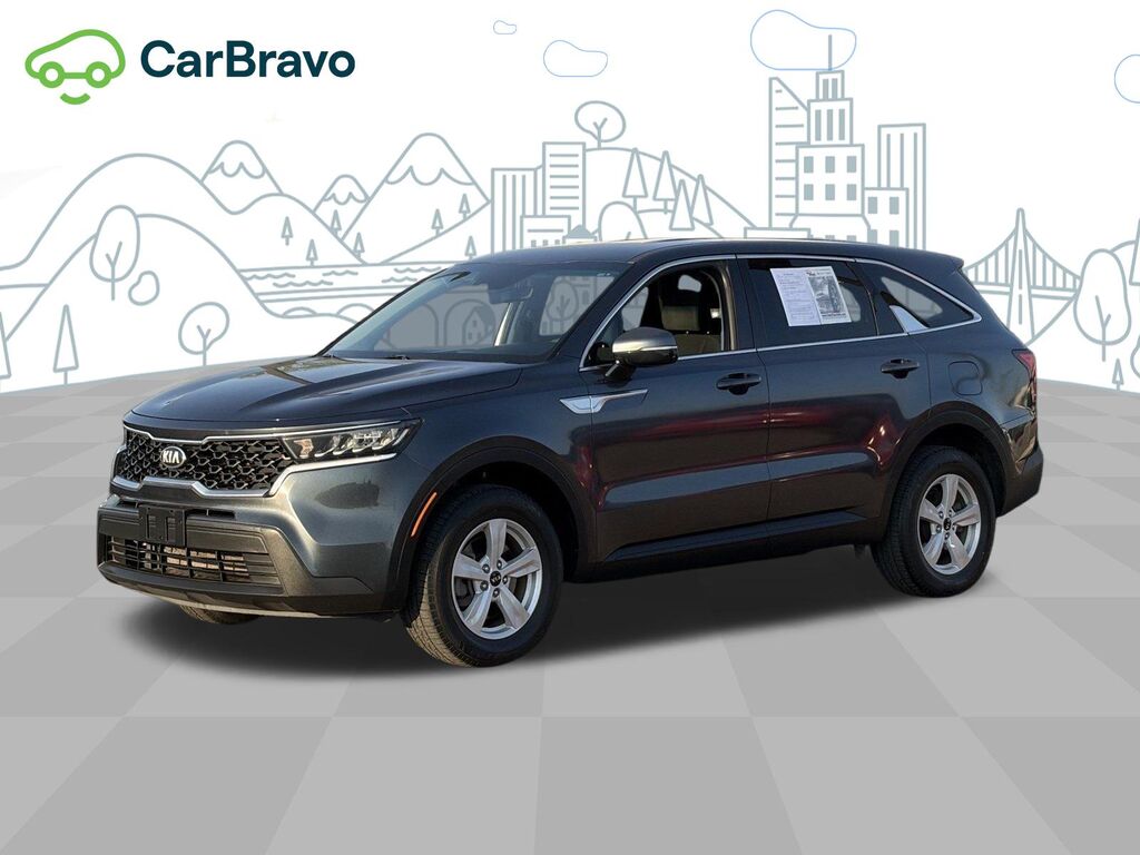 2021 Kia Sorento LX — photo 1 of 6