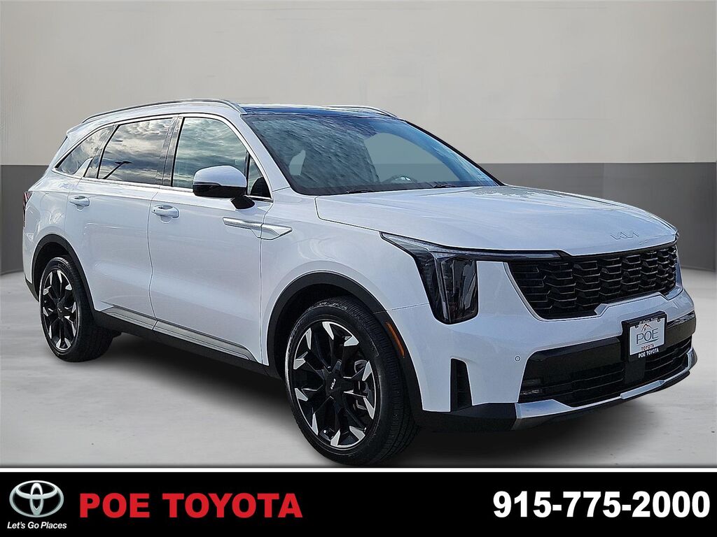 2025 Kia Sorento EX — photo 1 of 12