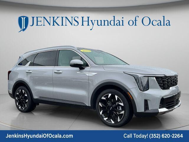 2025 Kia Sorento EX — photo 1 of 25