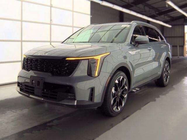 2025 Kia Sorento EX — photo 1 of 24