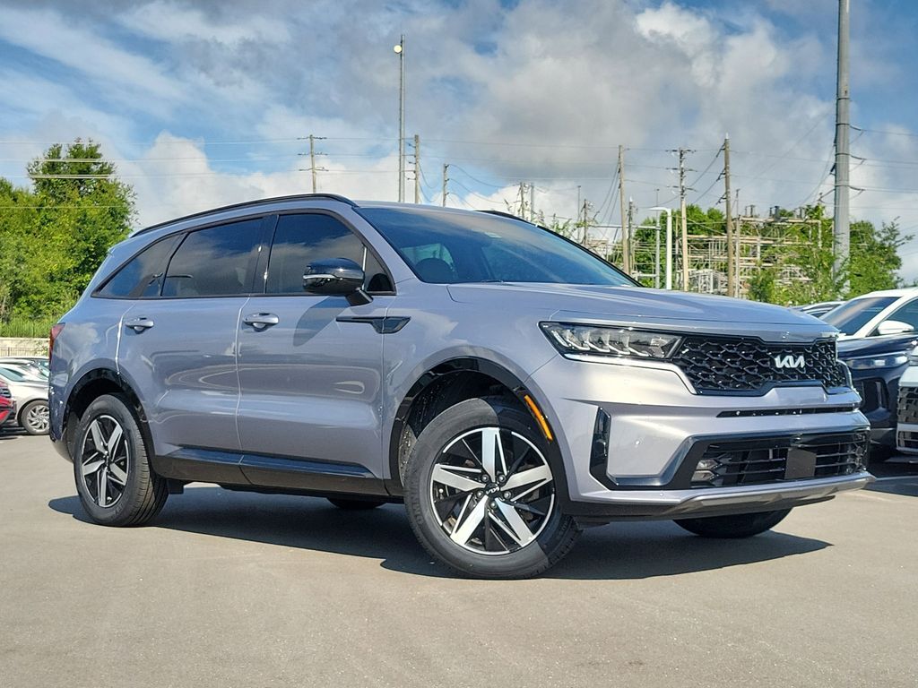 2023 Kia Sorento EX — photo 1 of 13