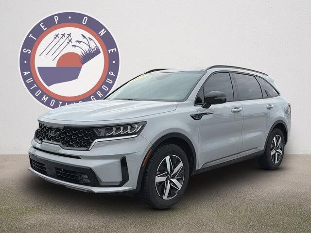 2023 Kia Sorento EX — photo 1 of 27