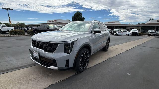 2025 Kia Sorento EX