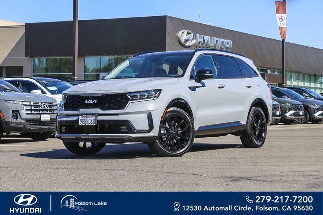 2023 Kia Sorento SX — photo 1 of 22