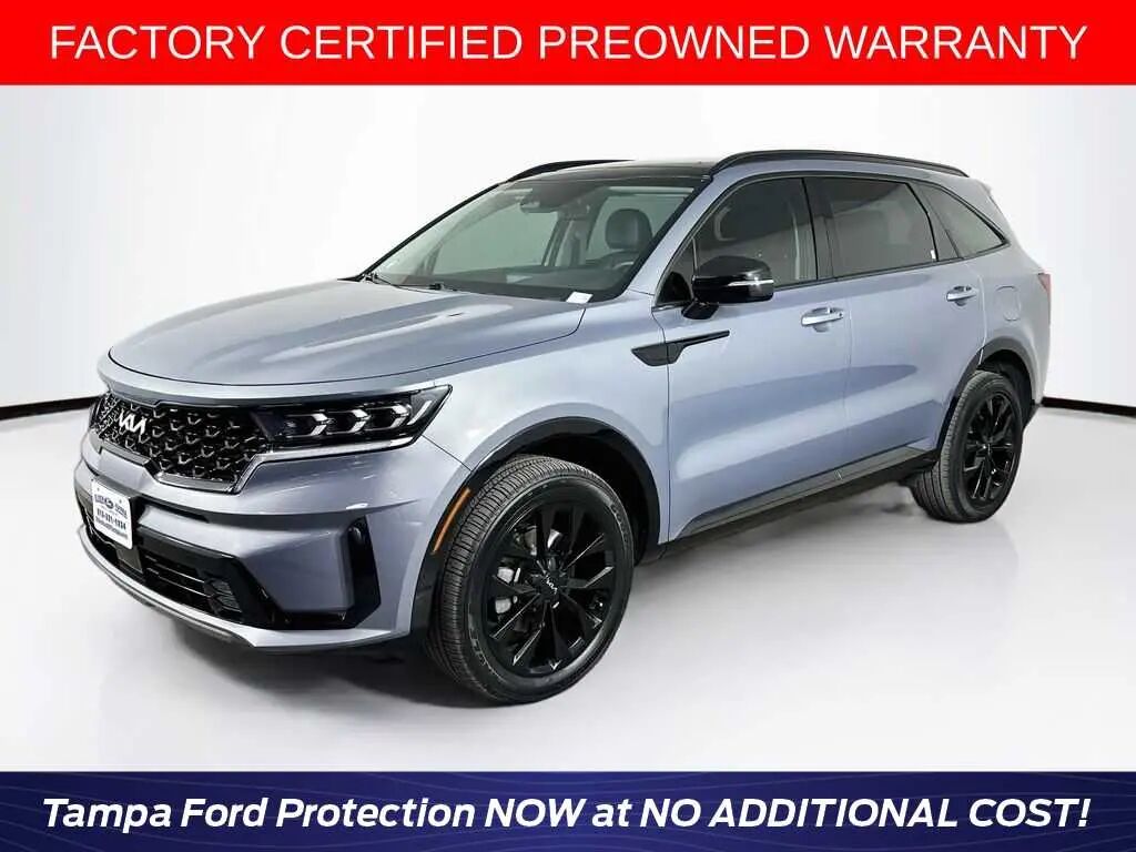 2023 Kia Sorento SX — photo 1 of 14