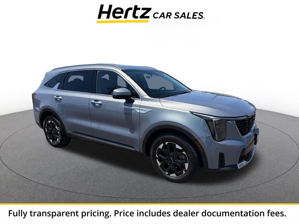 2024 Kia Sorento S — photo 1 of 13