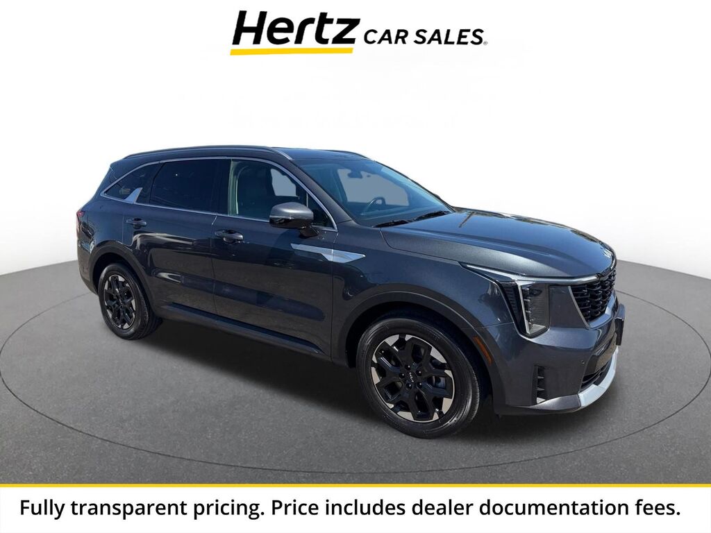2024 Kia Sorento S — photo 1 of 13