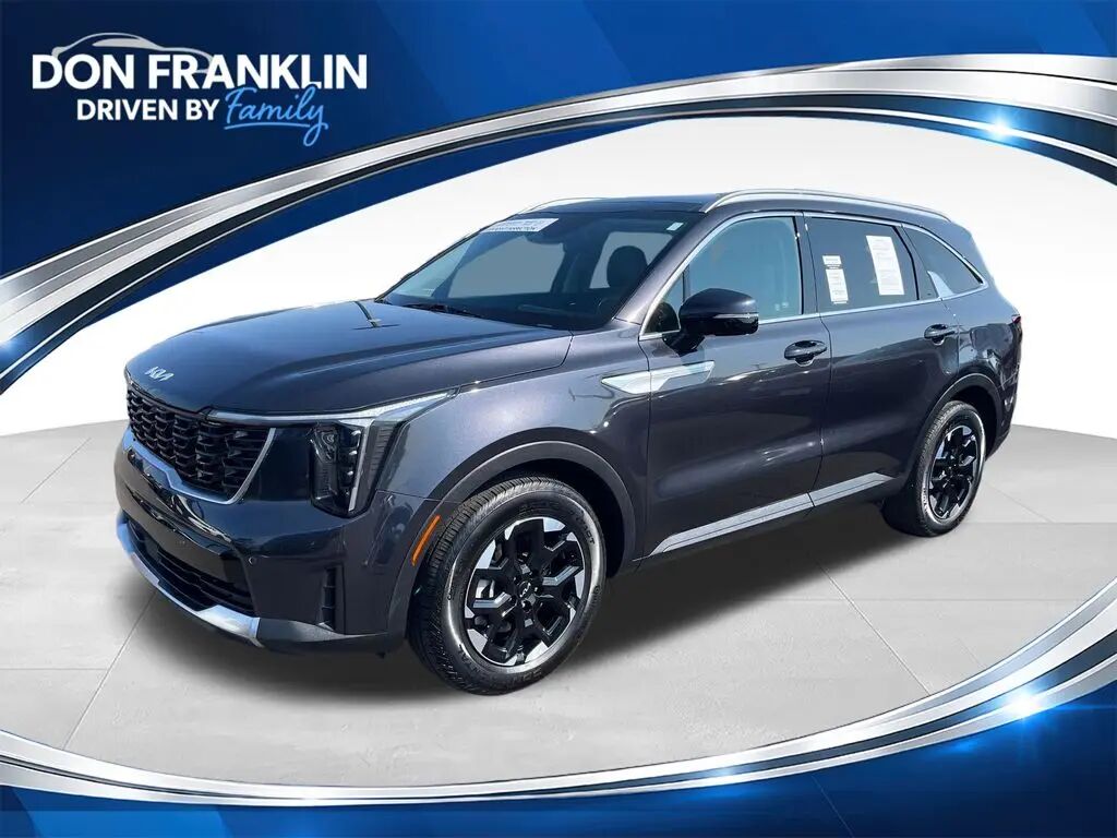 2025 Kia Sorento S — photo 1 of 25