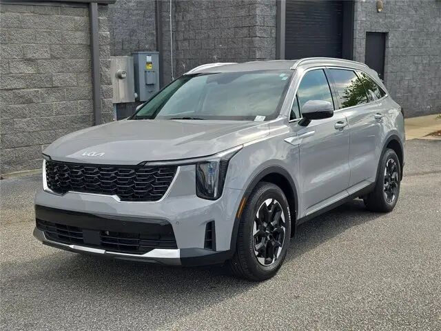 2025 Kia Sorento S — photo 1 of 24