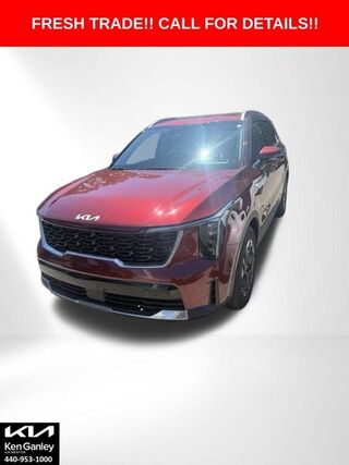 2024 Kia Sorento S — photo 1 of 13