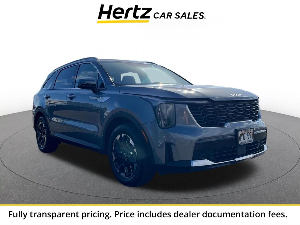 2024 Kia Sorento S — photo 1 of 13