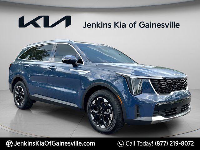 2025 Kia Sorento S — photo 1 of 13