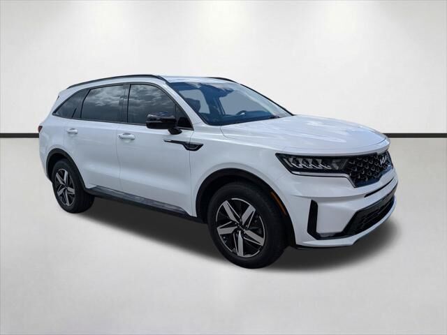 2023 Kia Sorento S — photo 1 of 13