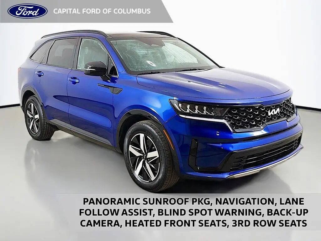 2023 Kia Sorento S — photo 1 of 11