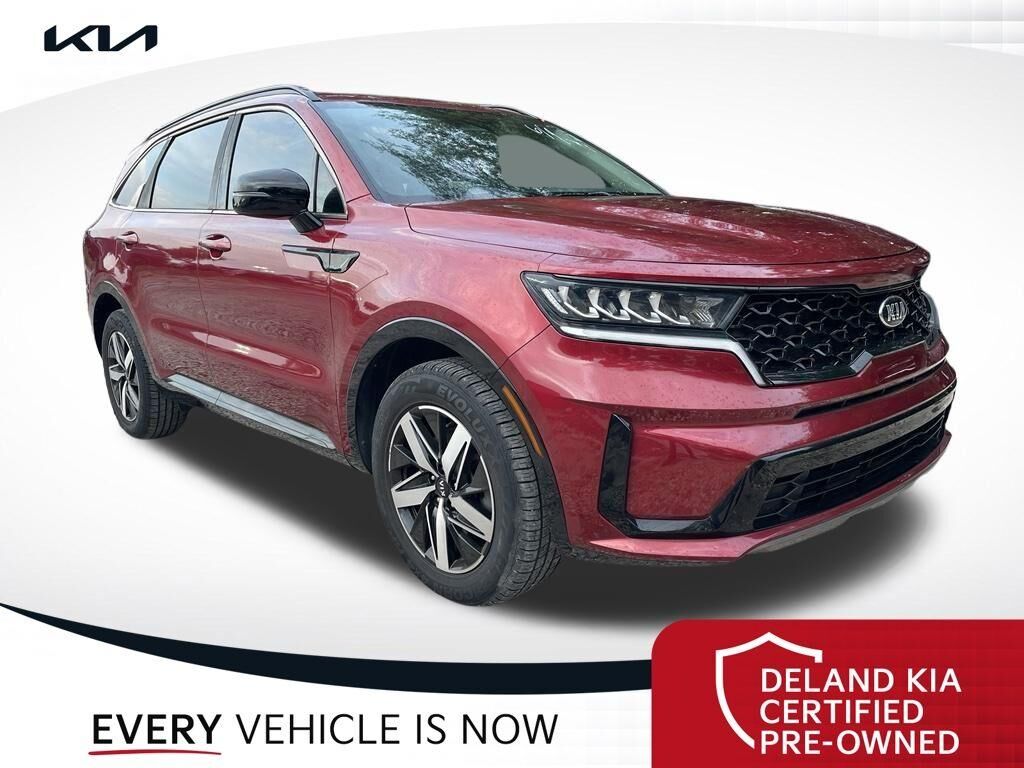 2021 Kia Sorento S — photo 1 of 13