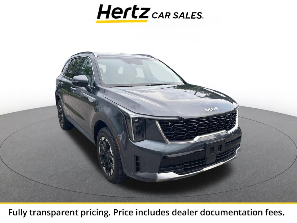 2024 Kia Sorento S — photo 1 of 13